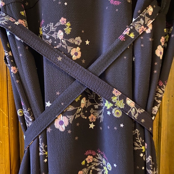 Wrap maxi dress NWOT🏷 - Picture 5 of 11